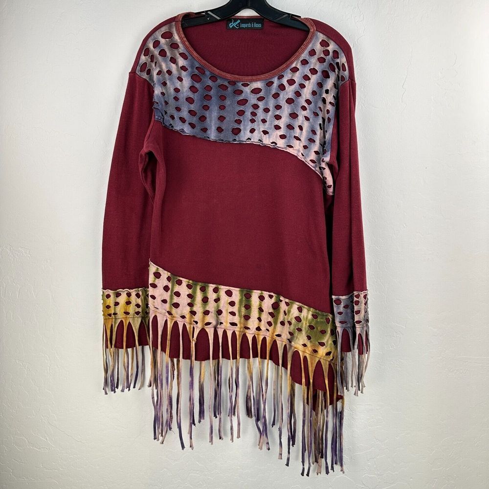 Leopards & Roses Knit Top Womens L‎ Red Blue Long Sleeve Hippie Fringe Cut-out